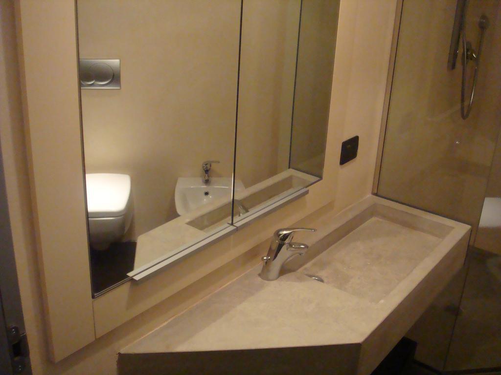 Crocco Hotel โบโลญญา ภายนอก รูปภาพ